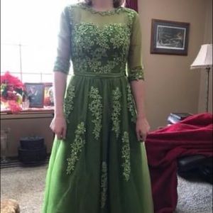Beautiful Green Detailed Dress